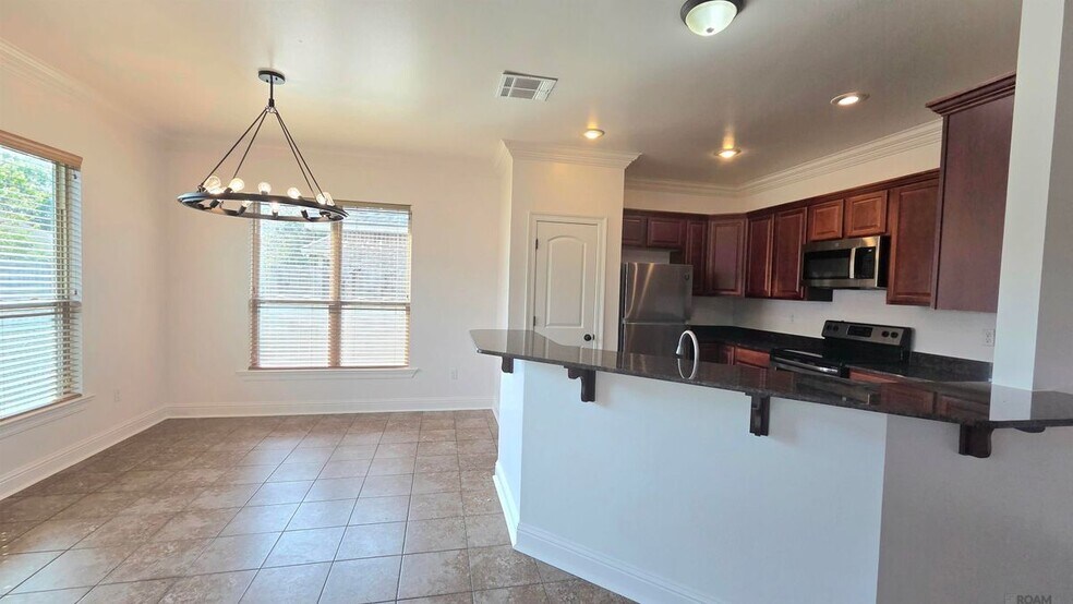 Building Photo - 10028 Savannah Jane Ln