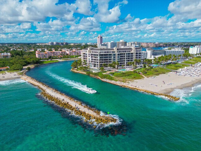 Building Photo - 299 SW 7th St