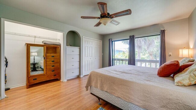 Building Photo - 155 Anchorage St