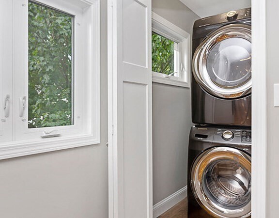 Building Photo - 68 Edward St