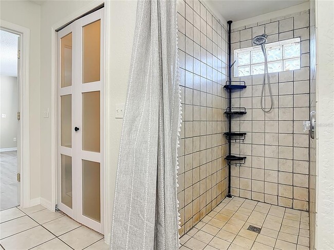 Building Photo - 111 Colomba Rd