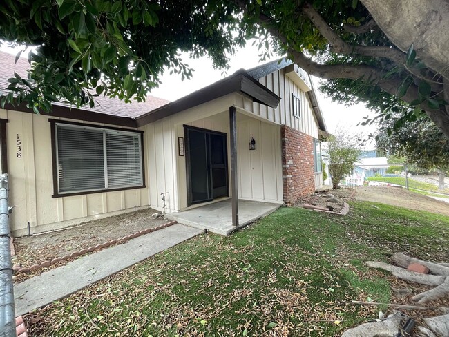 Primary Photo - 3 Bedroom 2 Bath Home in Desired area Esco...