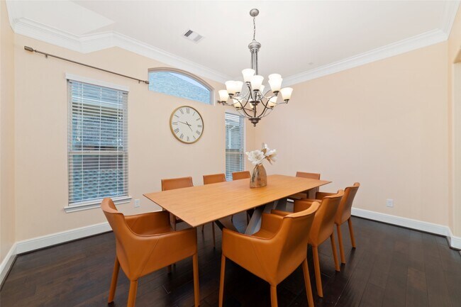 Building Photo - 17411 Aberdeenshire Dr