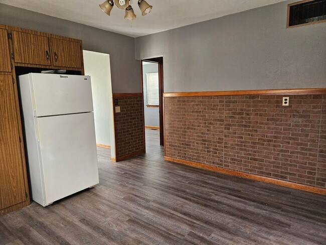 Building Photo - Single Family Rental Home - 3BR-1BA - New Haven MO 63068