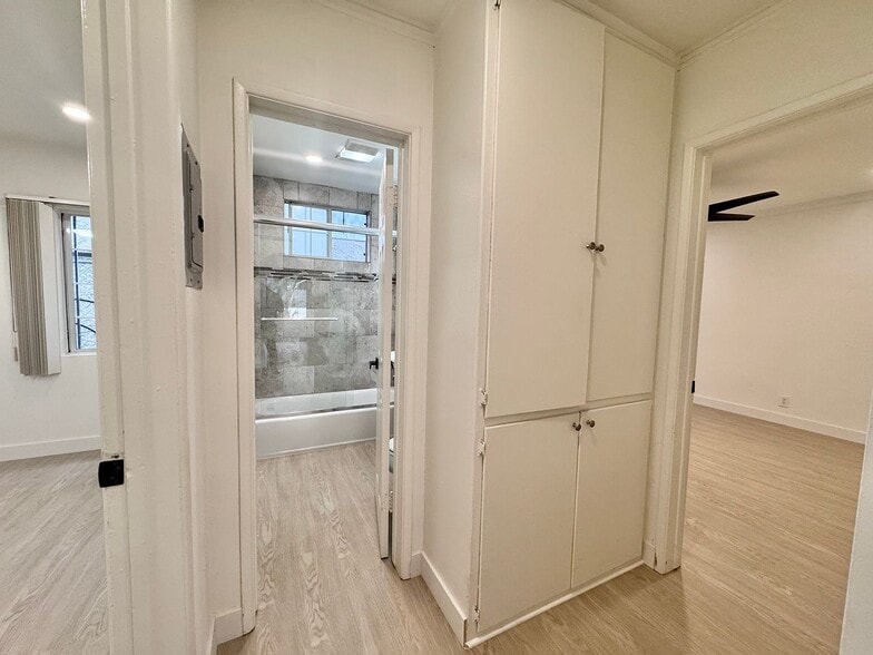 Building Photo - 3608 Keystone Av