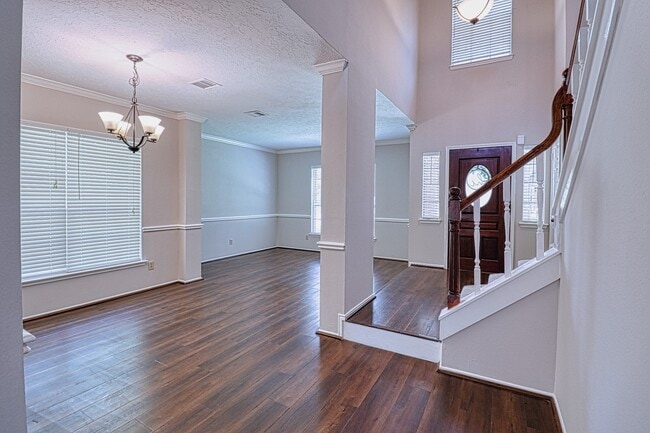 Building Photo - 427 Birch Hill Dr