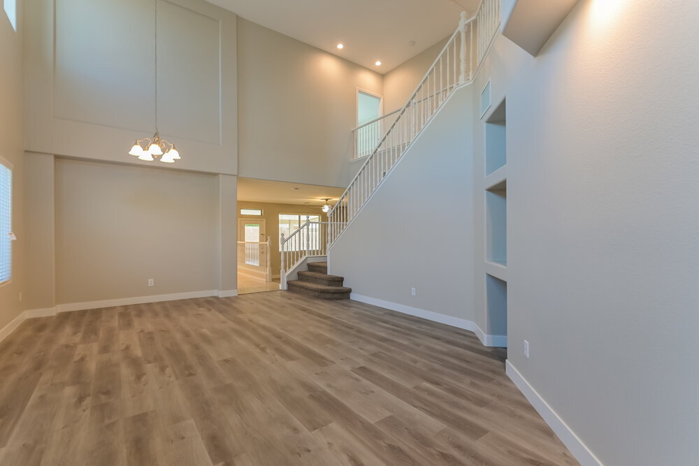 Building Photo - 613 Bright Valley Pl