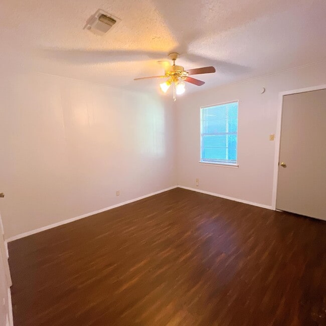 1520 Shiloh St 1520 Shiloh St Paris TX 75460 Apartment Finder 1520-shiloh-st-1520-shiloh-st-paris-tx-75460-apartment-finder