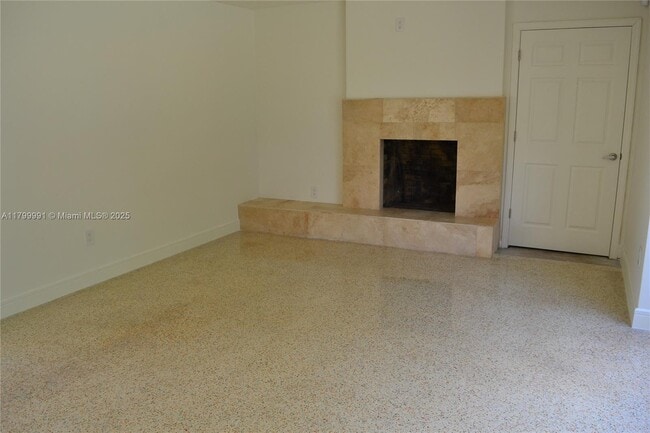 Building Photo - 6310 SW 92nd Ave