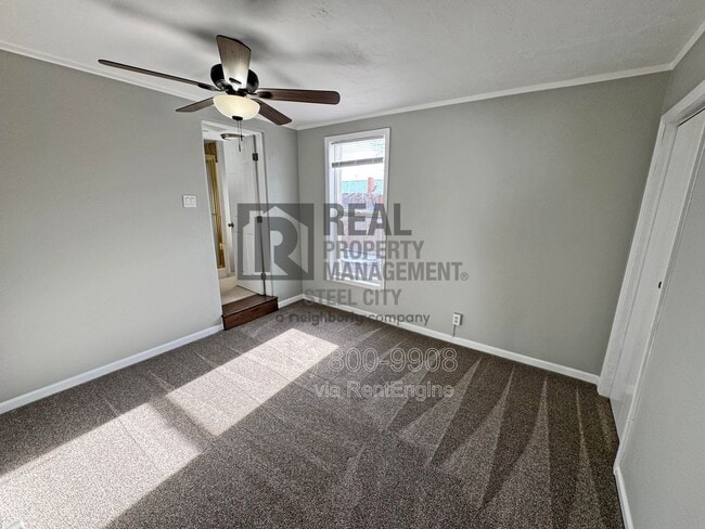 Building Photo - 1626 E Routt Ave