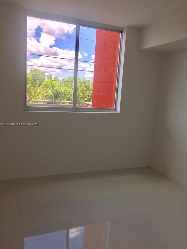 Building Photo - 7751 NW 107th Ave