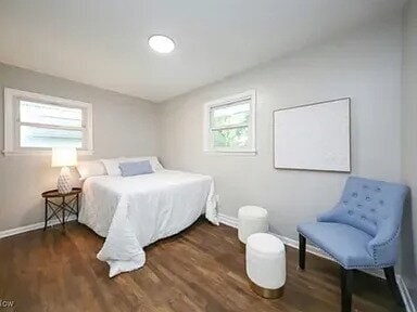 Building Photo - This stunning three-bedroom, two full-bath home was fully remodeled in 2024 and is move-in ready