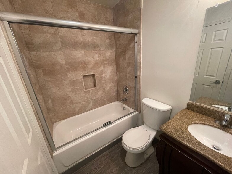 Building Photo - 3419 Keystone Av