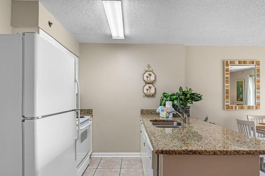 Building Photo - 24568 Perdido Beach Blvd