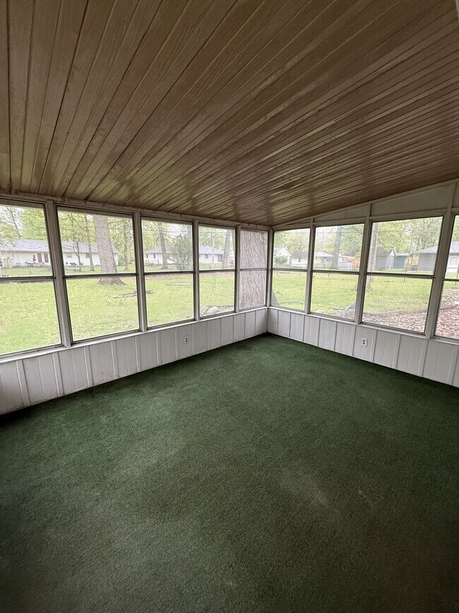 Building Photo - 2316 Lima Ln
