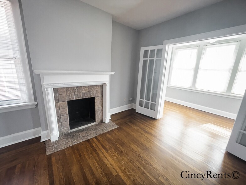 Building Photo - 2642 Madison Rd