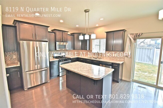 Building Photo - 8119 N Quarter Mile Dr-