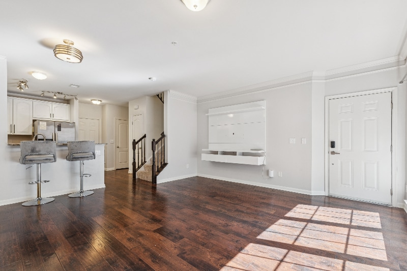 Building Photo - 15262 Torbay Way