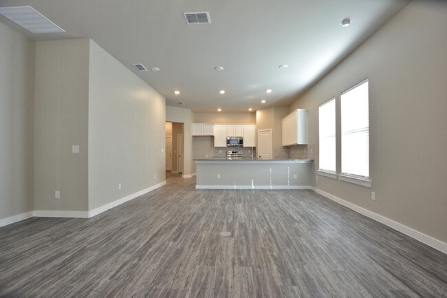 Building Photo - 1909 135th St