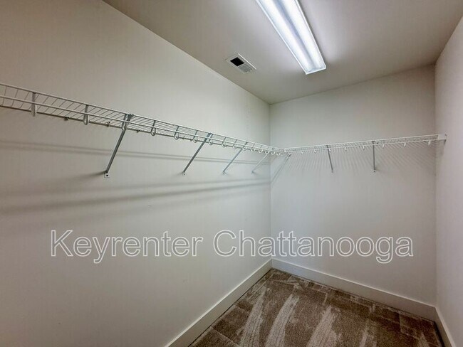 Building Photo - 2368 Little Elm Ln