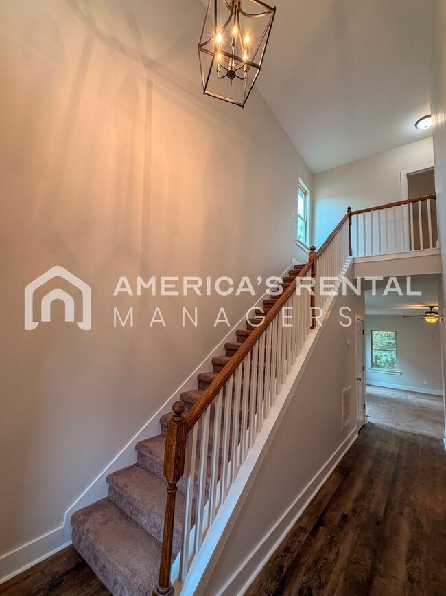 Building Photo - MOVE IN SPECIAL!!! - Home for rent in Calera, AL!!! - Receive 1 FREE MONTH if a 15-month lease is...