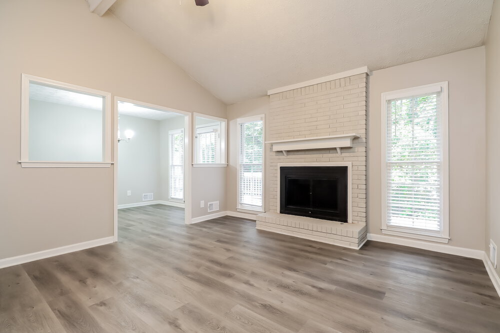 Building Photo - 1609 Sugar Plum Dr SW