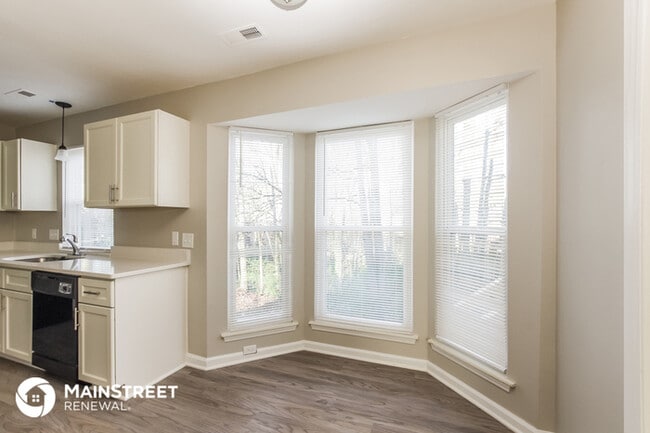 Building Photo - Welcome Home!