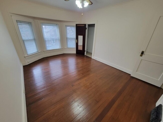 Building Photo - 3221 S Harrison St