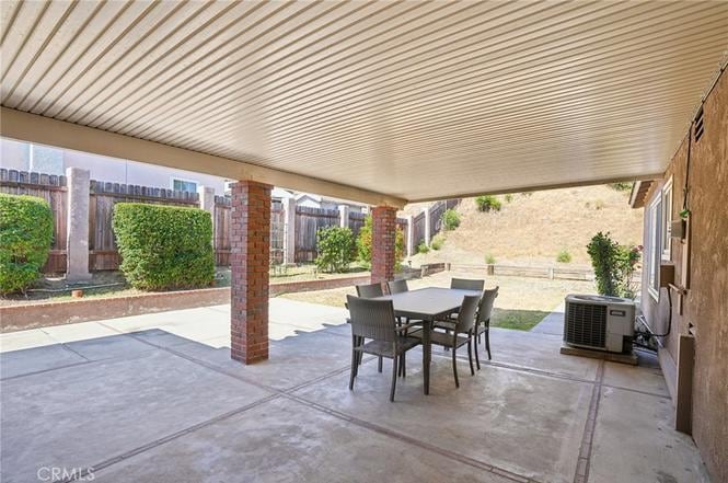 Building Photo - 4710 Avenida Del Este