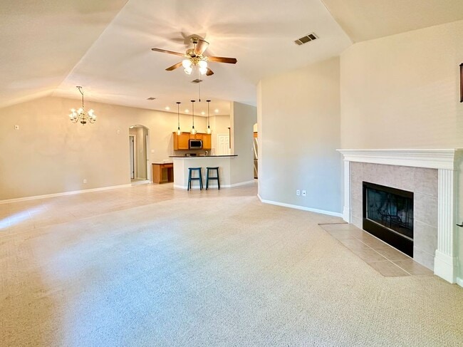 Building Photo - 1501 Santolina Ct