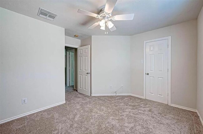 Building Photo - 25218 Boulder Bend Ln