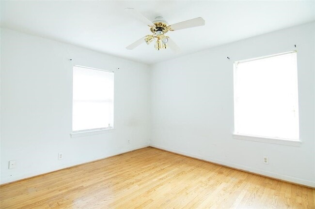 Building Photo - 4034 Osby Dr