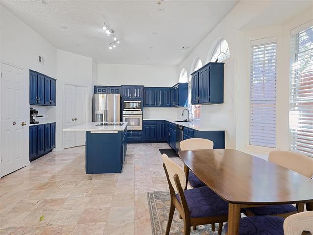 Building Photo - 501 Halifax Ln