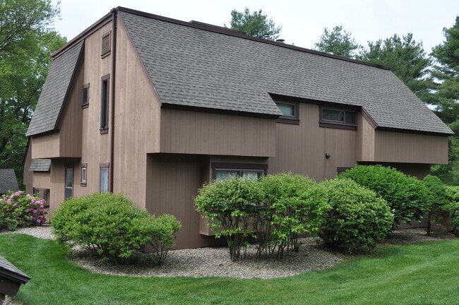 Primary Photo - 66 Mallard Dr