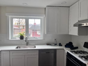 Building Photo - 3623 W Foster Ave