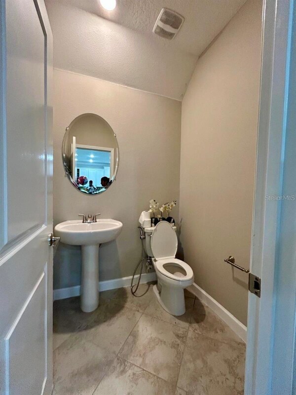 Building Photo - 6244 English Hollow Rd