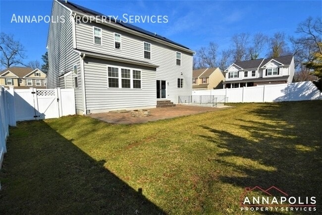 Building Photo - 917 St Martins Loop