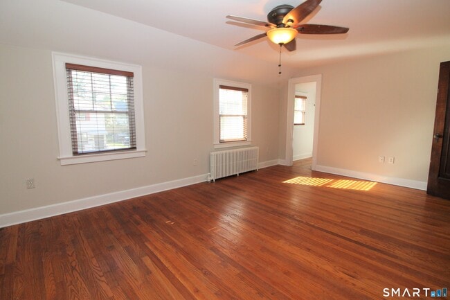 Building Photo - 53 Lilac Ave