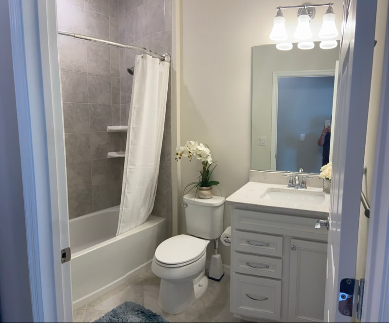 Building Photo - 823 SE Villandry Way