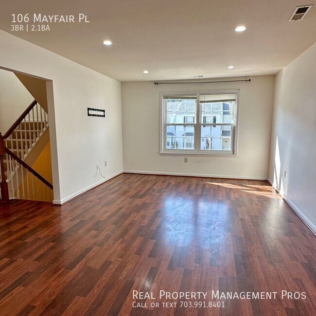 Building Photo - 106 Mayfair Pl