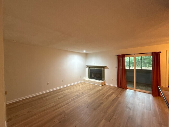 Building Photo - 7201 Winery Ln