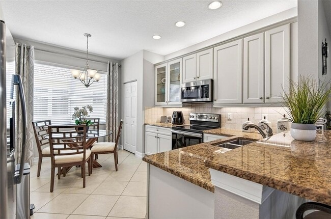 Building Photo - 15812 Aurora Lake Cir