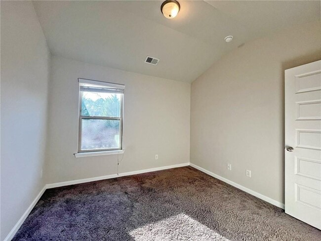 Building Photo - 2734 Shetley Creek Dr