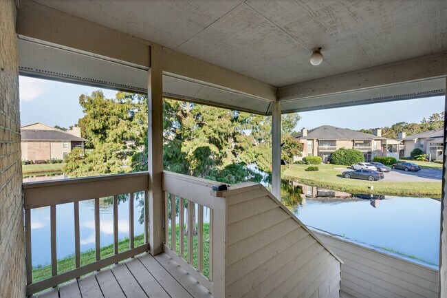 Building Photo - 10200 Belle Rive Blvd