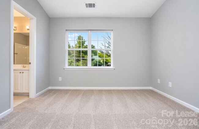 Building Photo - 10519 Yellow Rose Ln