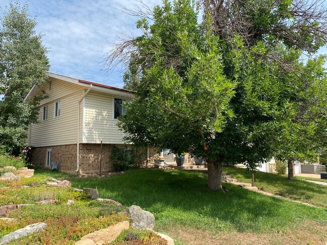 Building Photo - 4 Bed 2 Bath Home In South Boulder.  Devils Thumb Neighborhood!