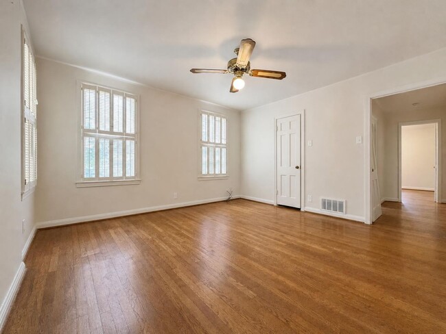 Building Photo - 1601 N 13th St