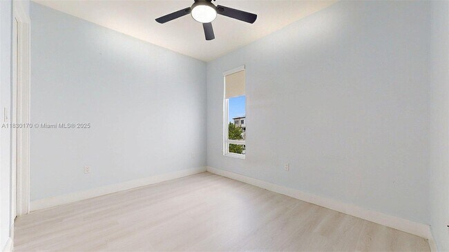 Building Photo - 10255 NW 63rd Terrace