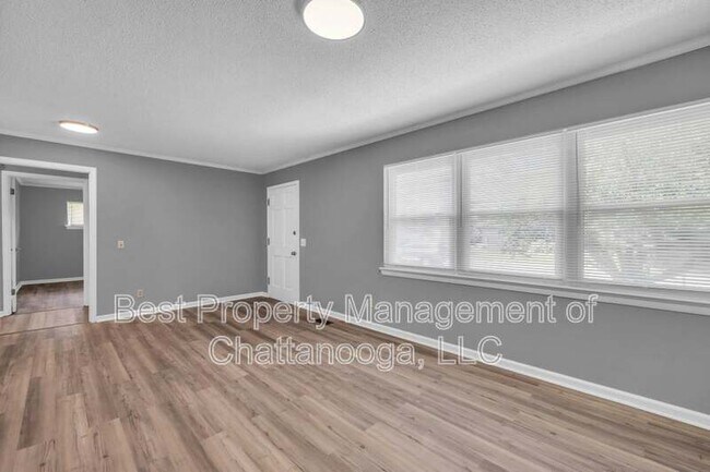 Building Photo - 5506 Sunnydell Ln