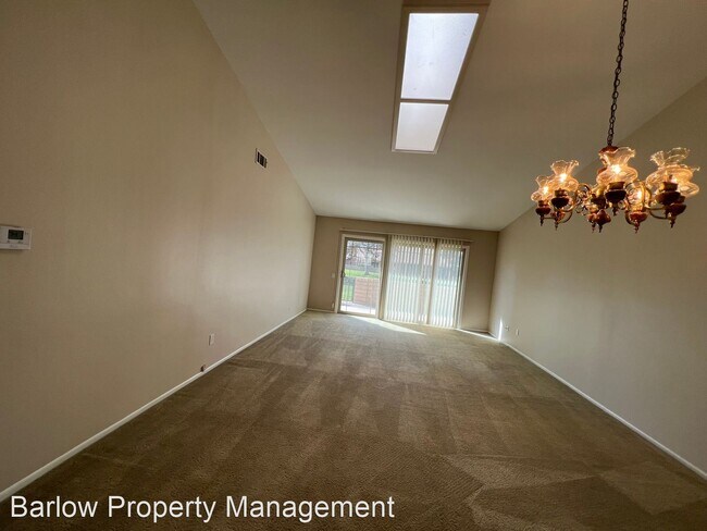 Building Photo - 2 br, 2 bath House - 22208 Village 22